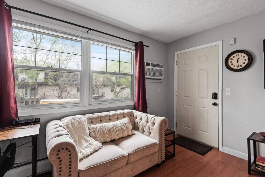 Tranquil 2Br Apt Mpls - 8075 Apt 3 Minneapolis Kültér fotó