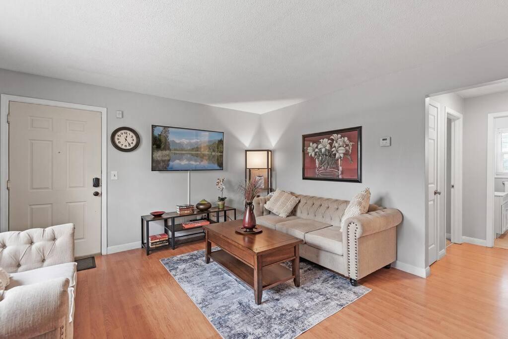 Tranquil 2Br Apt Mpls - 8075 Apt 3 Minneapolis Kültér fotó